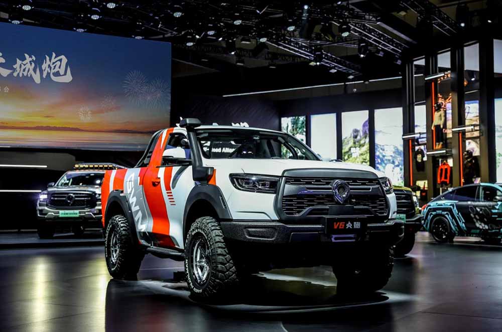 赛级皮卡V6火炮售22.98万，大心脏+电控硅油风扇，又猛又帅