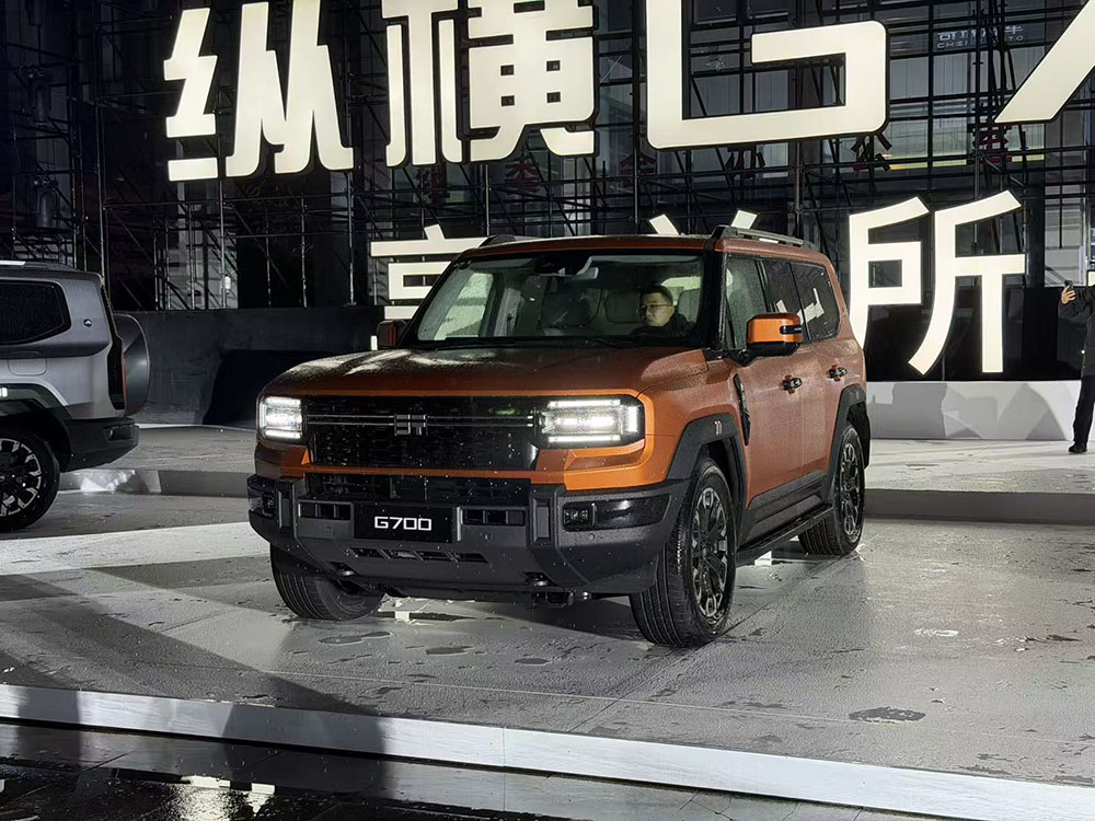 豪华SUV市场的 “破壁者”，纵横G700如何连接越野与城市？